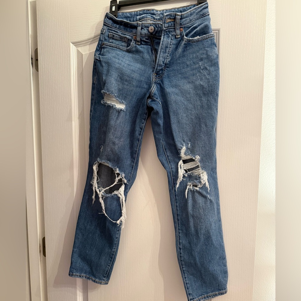 Old NavyWomen’s Distressed Denim Jeans